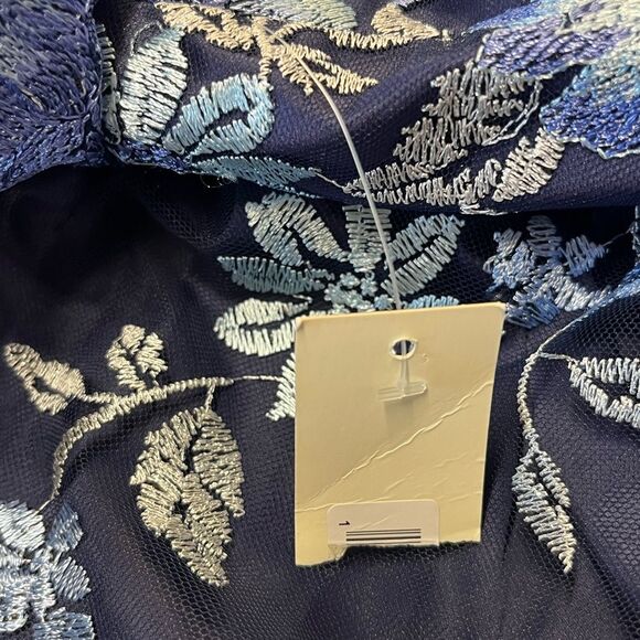 NWT Eliza J | Navy Blue Floral Illusion Neck Embroidered Cocktail Dress 4P - Picture 12 of 13